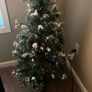 Pre-lit Small Christmas Tree